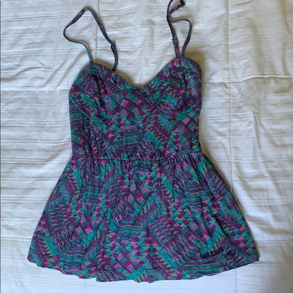 Cute billabong top - Picture 1 of 6